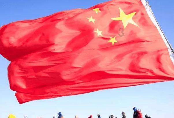 机智问答网页 - 提供智能回答的男子9块9网购60瓶混装饮料,拆箱后傻眼了!商家是否涉嫌欺诈消费者?平台