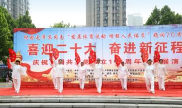 小艾比摄影家